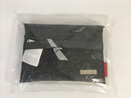 American Airlines Heritage Full First Class Amenity Kit Gray Sealed - £18.88 GBP