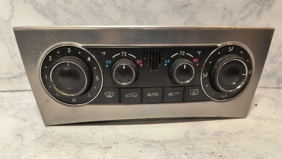 2001 - 2005 Mercedes W203 C230 C240 A/C AC Climate Control Panel D7642 DG1 - $49.50