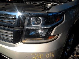 Driver Headlight With HID Opt T4F Fits 15-20 SUBURBAN 1500 104751674 - £790.40 GBP