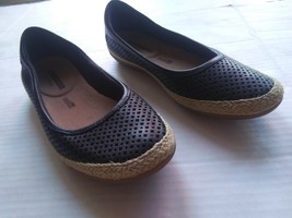 CLARKS COLLECTION DANELLY ADIRA BLACK LEATHER SLIP ON FLATS SIZE 5M EUC - €21,49 EUR