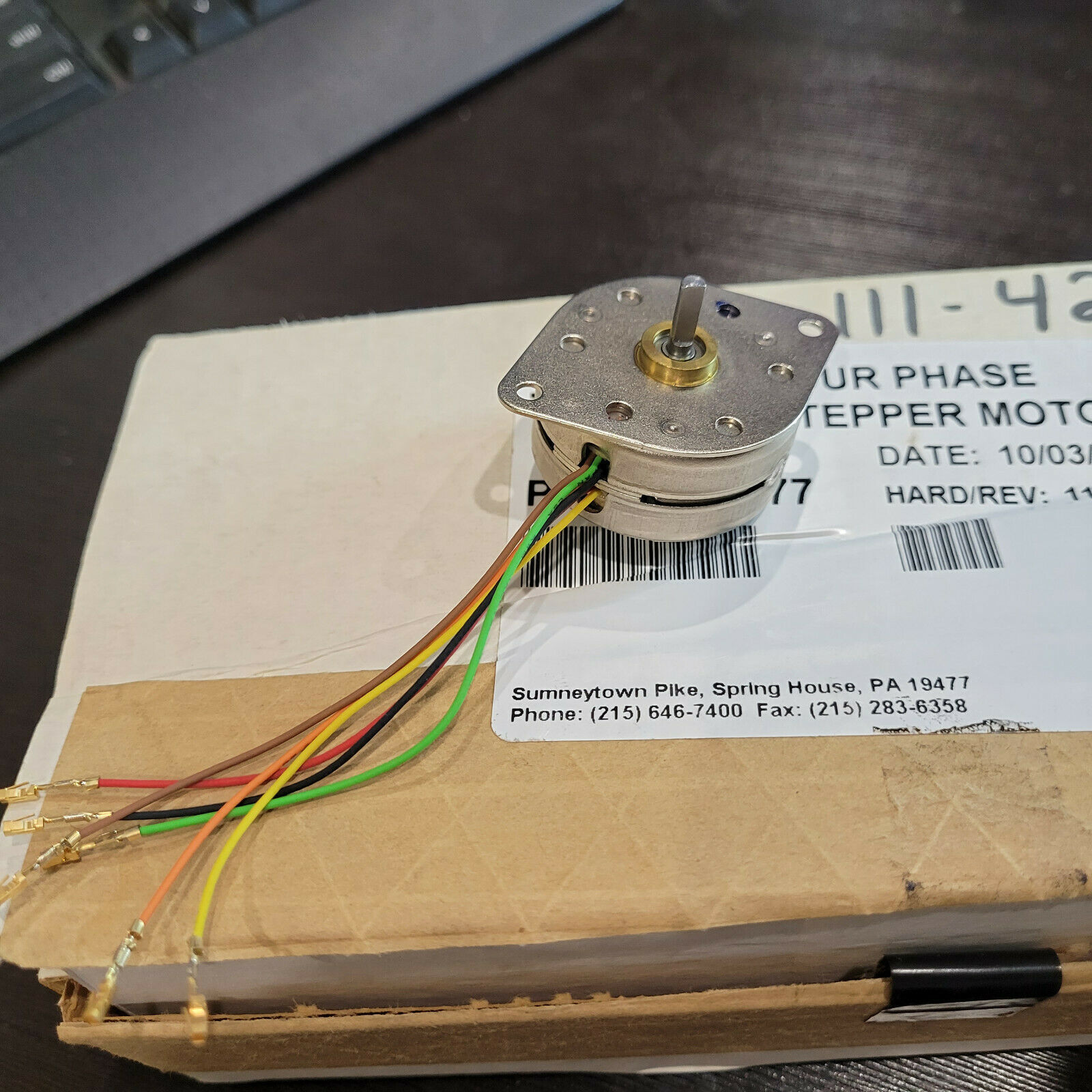 SIEMENS 15080-77 FOUR PHASE STEPPER MOTOR 12V 147OHM 7.5 LB82213-M1 NEW ... - $18.51