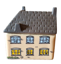 Wade WHIMSEY ON WHY #19 Building  MERRYWEATHER FARM Porcelain Figurine V... - $281.54 MXN