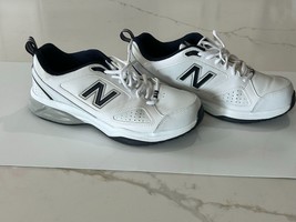 EUC New Balance Men&#39;s 623 Training Shoes White Blue Leather MX623WN3 Size 10 - £35.55 GBP