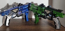 (2) Silverlit Laser Tag MAD 2.0 Gun Green and Blue Blasters L.M.II Lazer... - $1,106.09 MXN