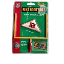 NFL Official Cincinnati Bengals FIKI Football Flick It &amp; Kick It Game - New - $175.63 MXN