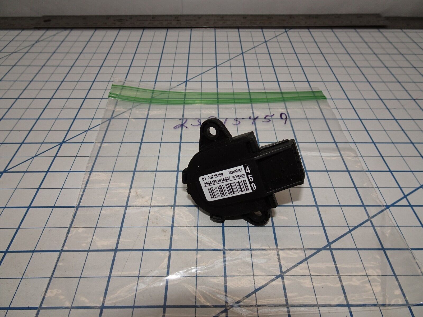 GM 23215459 Ignition Switch Only  OEM NOS General Motors - $29.97