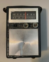 Vtg portable DC/AC radio Works Parts Or Repair Model Jbh-22 Hong Kong 70’s - $8.42