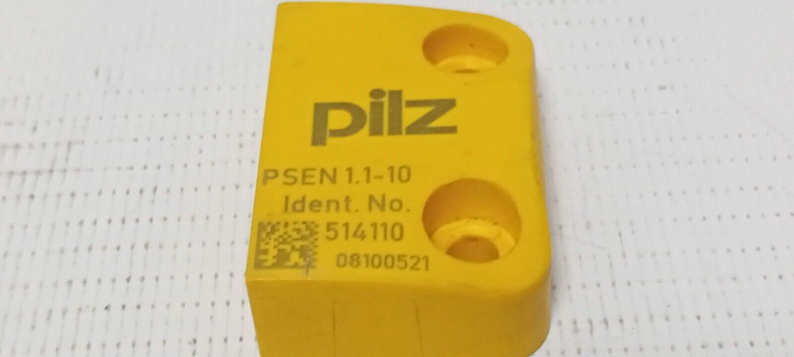 Pilz 514110 Magnetic Safety Switch PSEN 1.1-10 - $49.82