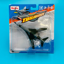 Rockwell B-1B Lancer Maisto Tailwinds Diecast - $12.18