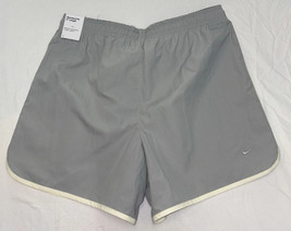 Nike Men&#39;s Dri-FIT Gym Heritage 5&#39;&#39; Unlined Shorts Light Gray Size XL Tr... - $29.99