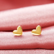 Minimalist Earrings Compact Mini Glossy Heart-Shaped Earrings For Women Girly Ea - £7.98 GBP