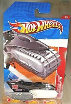2011 Hot Wheels #195 Thrill Racers-Ice 3/6 TREAD AIR Black/White w/Chrome MW 5Sp - £6.06 GBP