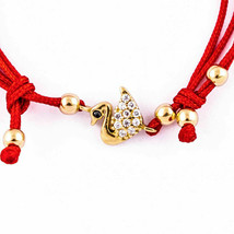 Bracelet à cordon rouge Kabbale en or 14 carats avec cygne en zircone,... - $133.86