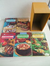 Vtg 1966 Set of Vol 1-5 Favorite Recipes of America Hardback Books w/Storage Box - £17.30 GBP