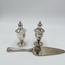 Vintage Sterling Silver Salt &amp;Pepper Shakers Cake Server Duchin Creation... - $2,017.65 MXN