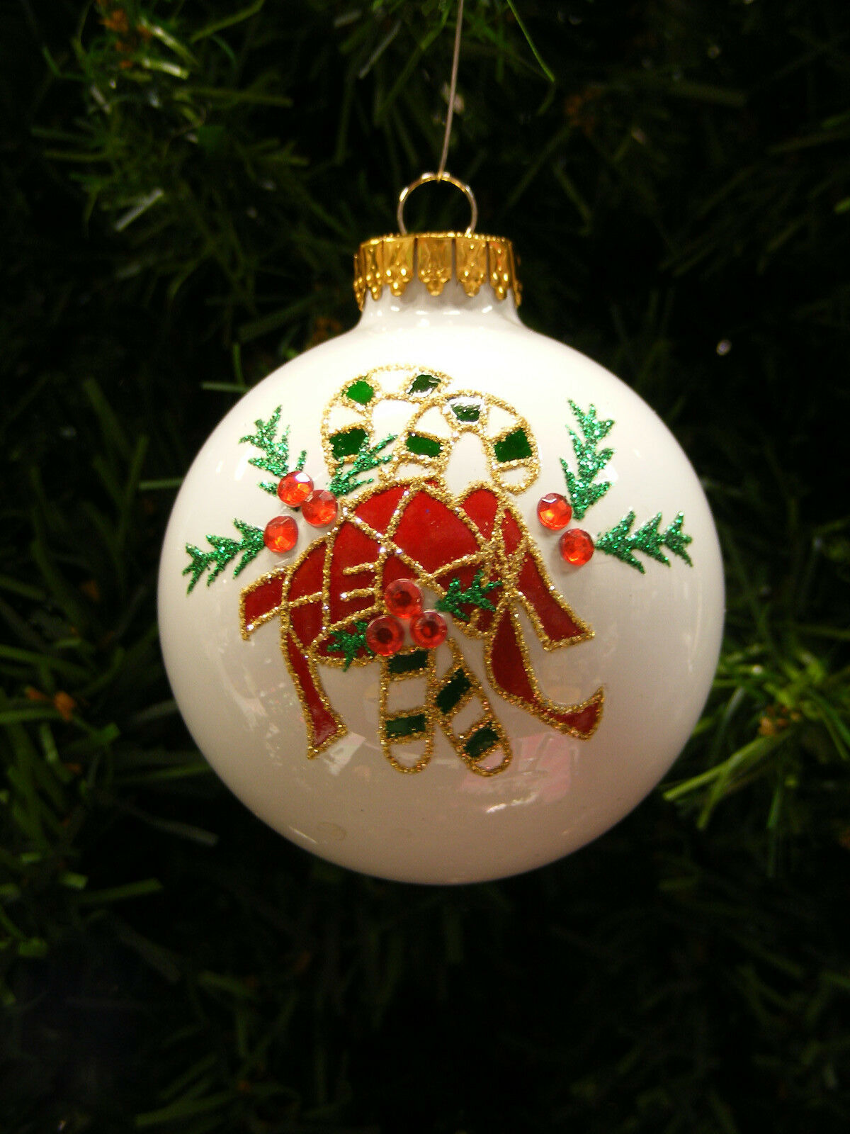 Primary image for MERCURY STYLE GLASS WHITE w/ GLITTER CANDY CANE & RED RIBBON CHRISTMAS ORNAMENT