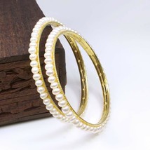 Traditionnel Indien Véritable Perles Main Plaqué Or Bracelets Paire Size6.3 CM - £18.67 GBP