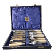 c1920 British Boxed Fish set with Celluloid handles - £106.50 GBP