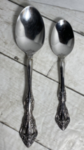 Oneida Michelangelo Cube Soup Spoon &amp; Serving Heirloom Stainless Flatware - $29.11