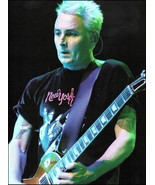 Pearl Jam Mike McCready with his Gibson Les Paul Guitar 8 x 11 pin-up ph... - $86.81 MXN