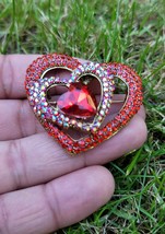 Red Heart Celebrity Brooch Stunning Vintage Look Retro Style Love Broach Pin D4R - £15.50 GBP