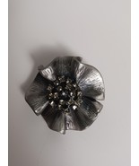 Premier Designs Camille Pendant Brooch Pin Silvertone Ruffle Flower w/Rh... - $300.88 MXN