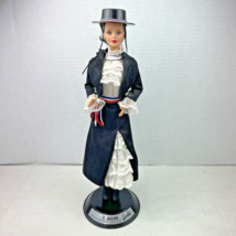 Vintage Chilean Barbie Doll No 18559 from 1997 w Stand Dolls of the World Series - £10.07 GBP