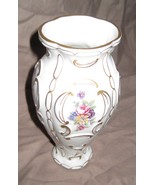 Vintage Royal Dux Porcelain Bud Vase Pink Flowers Colors and Gold 5.5&quot; - $666.32 MXN