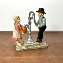 2000 Amish United Collection Chore Time #511 Figurine - $19.95