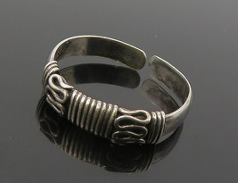 925 Sterling Silver - Vintage Wire Wrapped Swirl Detail Band Ring Sz 6 - RG17916 - £20.87 GBP