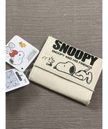 Snoopy &amp; His Friends Mini Wallet Coin Case - $590.54 MXN