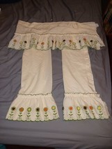 True VTG Mid-Century 1970s Valance Set of 3 Ruffle with Pom Pom Flowers ... - $644.11 MXN