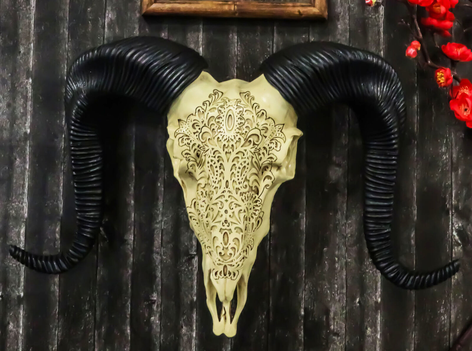 Tribal Floral Vines Tooled Filigree Corsican Ram Cow Skull Wall Decor Pl... - $49.99