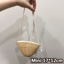 Straw Beach Bag Handmade Woven Round Rattan Bag With Braid Pattern Women Summer  - £41.11 GBP