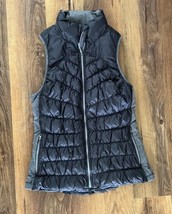 Womens Vest Size Large Gray Black Goose Down Feather Puffer Warm EUC - £22.10 GBP