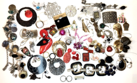 Huge Jewelry Crafting Harvest Component Lot ALL BROKEN and Not for Wear - £20.10 GBP