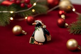Christmas Penguin Brooch, Vintage Figural Pin - $24.99
