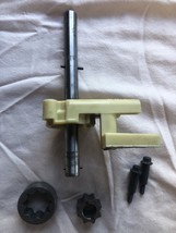 Kohler SV590S Oil Pump Assembly. - $374.21 MXN