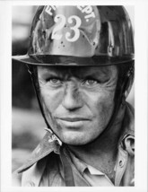 Firehouse TV series original 7x9 TV photo Richard Jaeckel as Hank Myers - £19.64 GBP