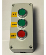 3BXT Exterior 3 Button Surface Mount Control Station Double Pole Up/Down... - $54.26 CAD