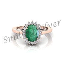 Corte Ovalado Verde Esmeralda Y Circonita Piedra 14K Anillo Chapado Oro Rosado - £71.47 GBP