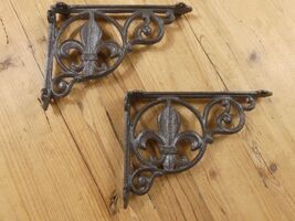 2 FLEUR DE LIS SHELF BRACKET BRACES CORBELS PLANT HANGERS FRENCH Corbels - $37.90 CAD