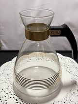 Pyrex Mid Century Modern Carafe With Gold Detail No Lid - £7.58 GBP