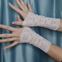 White ivory lace mittens Bridal white lace mittens wedding accessories - £20.77 GBP
