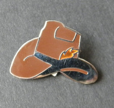 Cowboy Hat Feather Lapel Pin Badge 1 Inch - £4.54 GBP