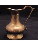 SMALL SOLID BRASS PITCHER W/ DECORATIVE HANDLE 5.5&quot; T 3&quot; Diam BRASS DECA... - $20.91 CAD
