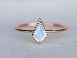 Kite Rainbow moonstone engagement ring, Moonstone engagement ring, gift for her - £44.45 GBP