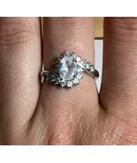 Clear Colored Gem Ring Silver Colored Band Size 9 Swirl - $27.56 CAD