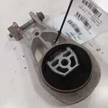 Chevy Trailblazer Engine Motor Mount Rear Back  1.3 2021 2022 2023 - $32.94