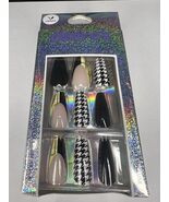 24pc Claire&#39;s Fake False Press On Nails Glue On Vegan Houndstooth Coffin - €8,59 EUR